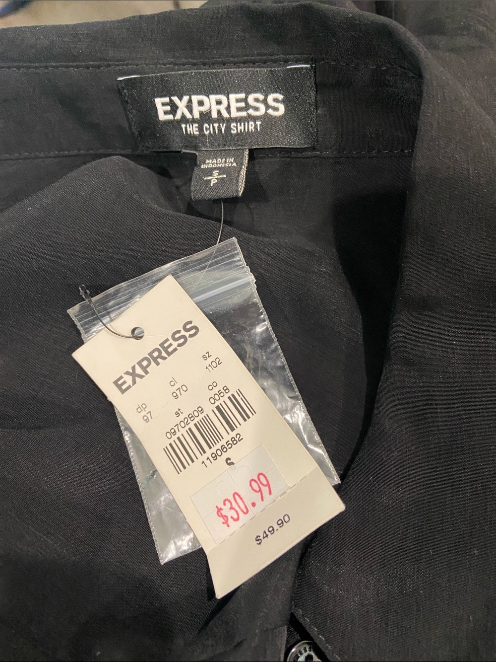 Express Black Button-Front Blouse - Picture 5 of 5